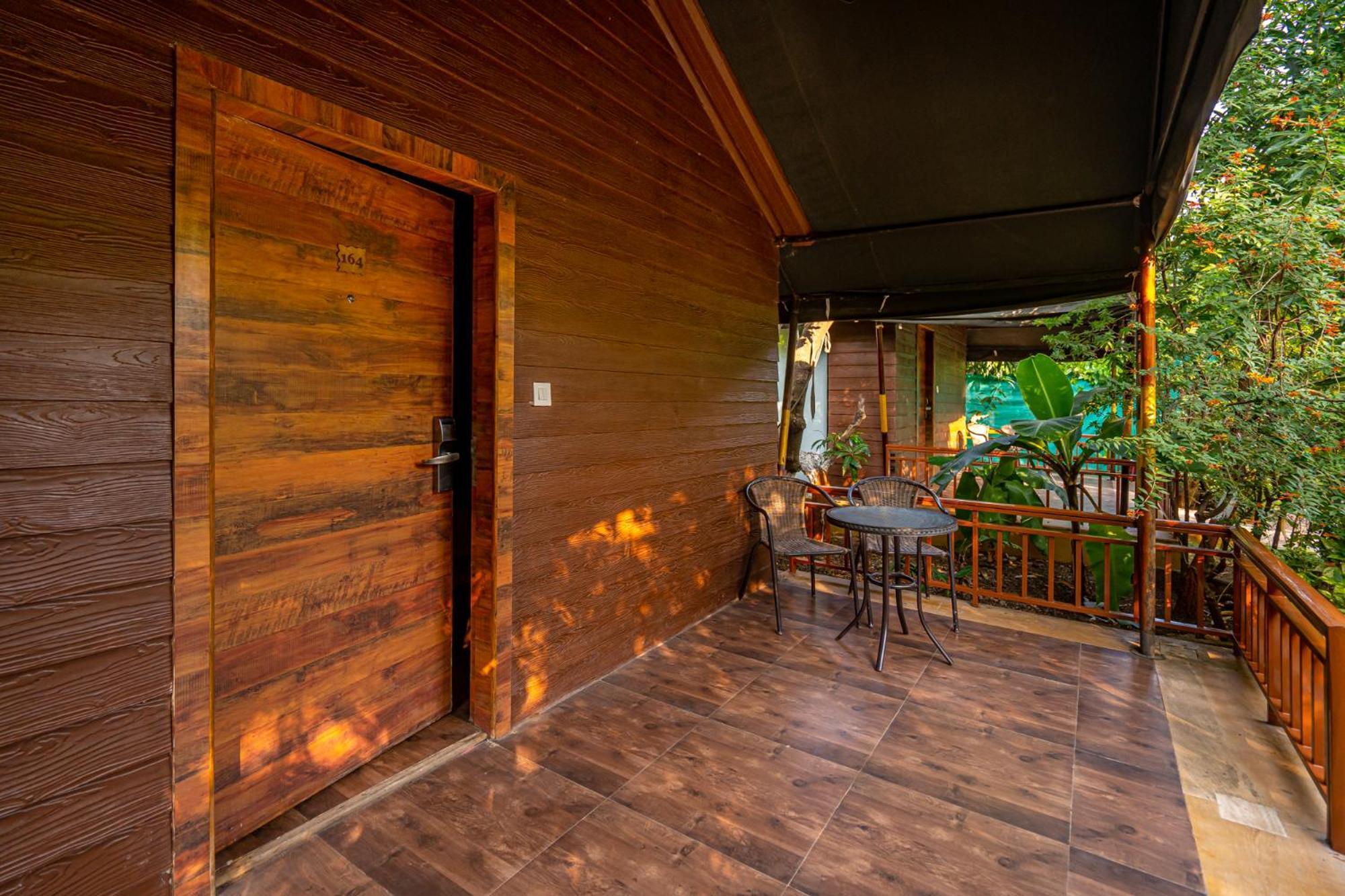 The Fern Gir Forest Resort, Sasan Gir - A Fern Crown Collection Resort Exterior foto